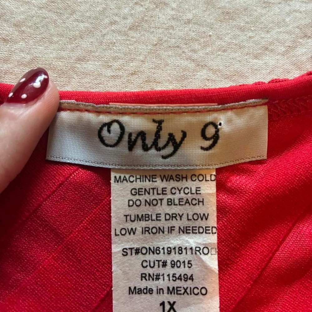 Only 9 Unique Red Top w/ Ruffles - Picture 3 of 3